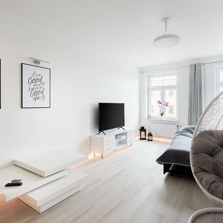 Lajsnij Sobie Apartment Познань Экстерьер фото