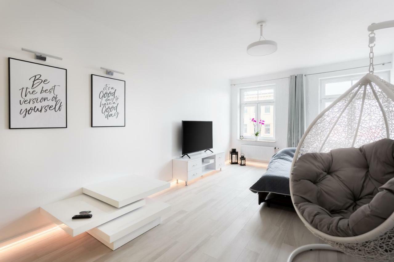 Lajsnij Sobie Apartment Познань Экстерьер фото