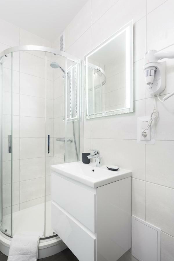 Lajsnij Sobie Apartment Познань Экстерьер фото